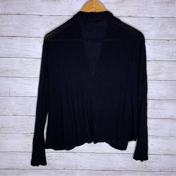 Entro Black Waffle Knit Twist Front Surplice Draped Top - Picture 4 of 4
